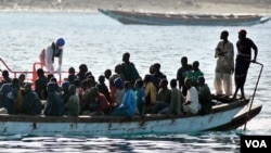 Des milliers d'Africains tentent chaque année d’atteindre l’archipel espagnol des Canaries dans l’Atlantique. (AP Photo/Arturo Rodriguez)
