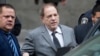 Harvey Weinstein está programado para ser juzgado el 6 de enero en Nueva York por cargos de que violó a una mujer en una habitación de hotel de Manhattan en 2013 y realizó un acto sexual forzado con otra mujer en 2006.