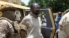 Le chef de la junte, le colonel Assimi Goïta, avait décrété la suspension en accusant les partis de "discussions stériles" et de "subversion".