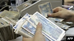 VN: Sức mua tính theo lương tối thiểu hầu như không tăng trong vòng 10 năm