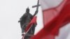 Беларусь выслала еще двух польских дипломатов