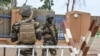 Le Niger, dirigé par des militaires au pouvoir depuis un coup d'Etat en juillet 2023, est confronté par divers groupes jihadistes.