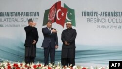 Ông Karzai nói rằng các đại diện của Taliban đã gợi ý rằng Thổ Nhĩ Kỳ có thể là địa điểm cho các cuộc đàm phán.