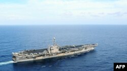 Tham dự cuộc thao diễn có hàng không mẫu hạm George Washington của Hoa Kỳ
